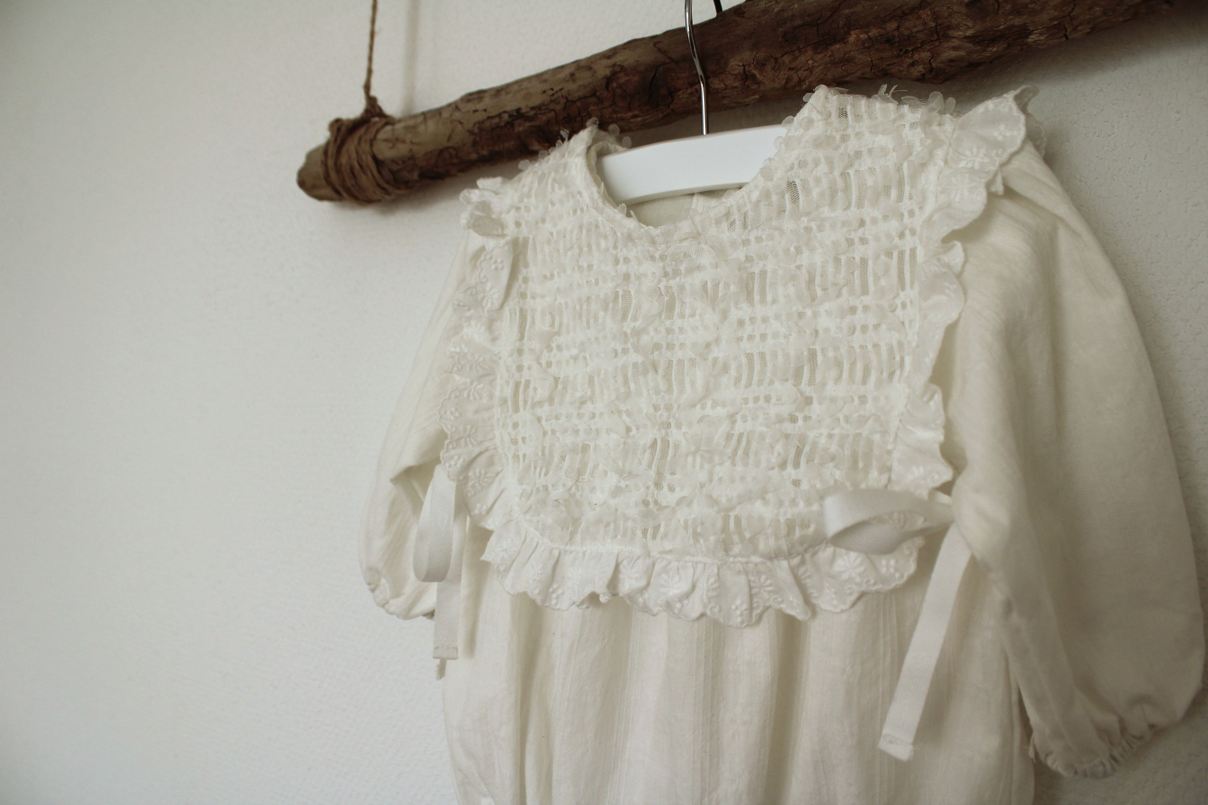 Munchkin Bodysuit Ivory